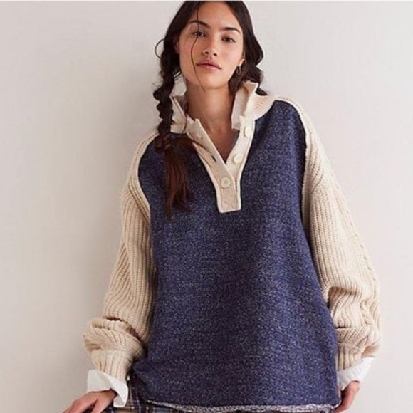 HOST PICK🎉🎉
We The Free Marco
Polo NWOT
FP OVERSIZED
Colour: Navy Combo - Picture 4 of 10